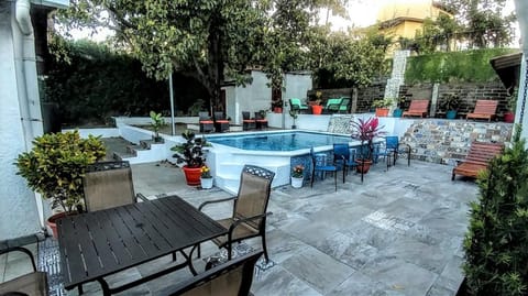 Patio, Day, Garden, Balcony/Terrace, On site, Garden view, Swimming pool, Swimming pool