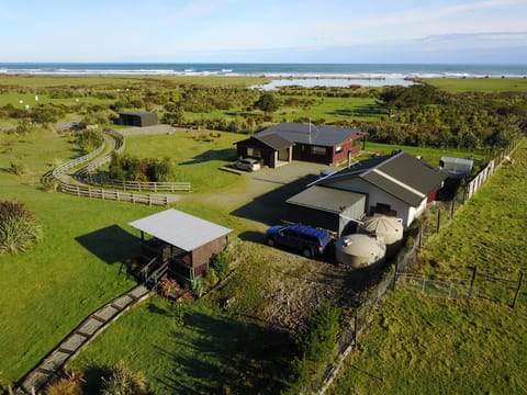 Bird's eye view, Mountain view, Sea view