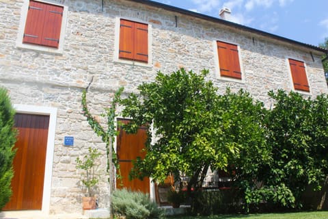 Old house Apartment in Šibenik-Knin County, Croatia