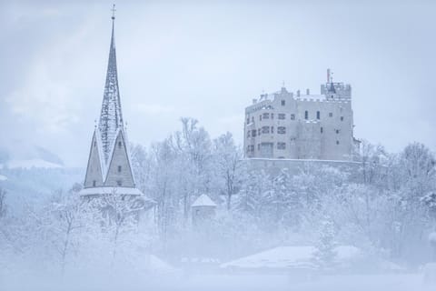 Nearby landmark, Winter