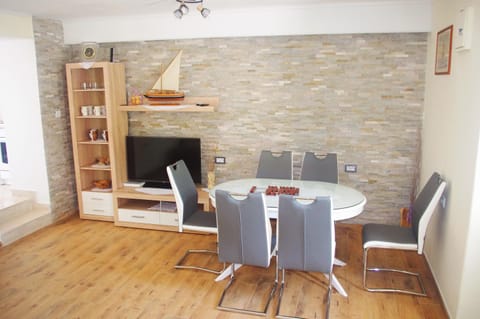 Holiday Home Ruda House in Šibenik-Knin County, Croatia