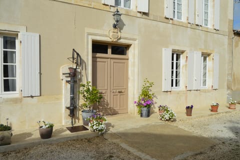 Property building, Balcony/Terrace, Internal: Not applicable to any particular room