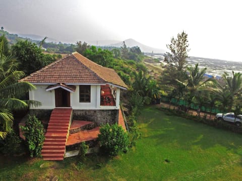 Facade/entrance, Natural landscape, Bird's eye view