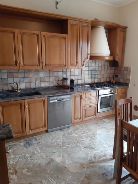 Elena Appartamento Apartment in Peschiera del Garda