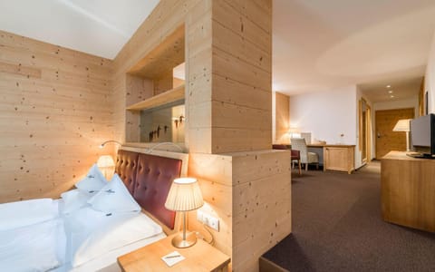 Seating area, Bedroom