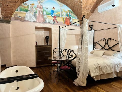 Luxury Corte dei Nobili Bed and Breakfast in Capannori