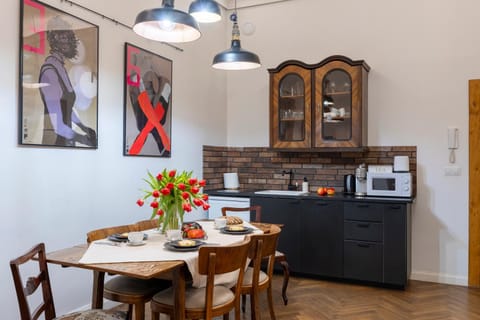 Living room, kitchen