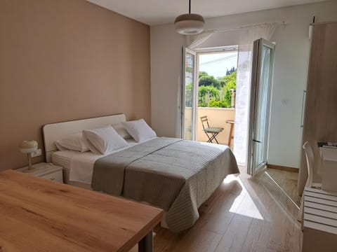 Apartment & Room Ladisic Bed and Breakfast in Dubrovnik-Neretva County