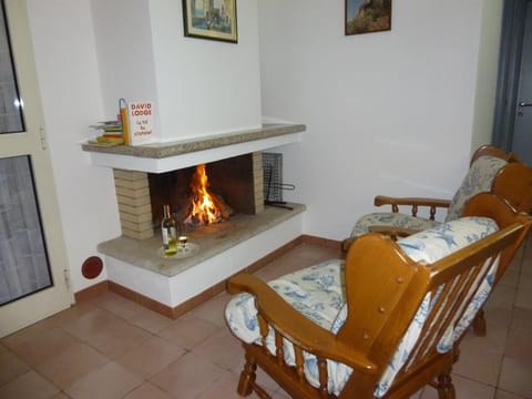 Winter, Living room, Seating area