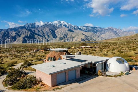 Property building, Nearby landmark, Natural landscape, Bird's eye view, Mountain view