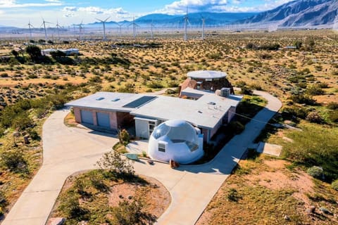 Property building, Neighbourhood, Natural landscape, Bird's eye view, Mountain view