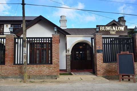 Facade/entrance, Facade/entrance