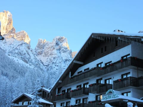 Property building, Winter, Autumn