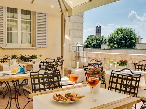 Balcony/Terrace, Meals, Alcoholic drinks, Non alcoholic drinks