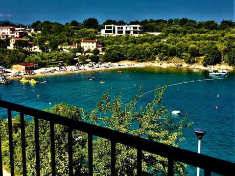 Property building, Balcony/Terrace, Beach, Sea view