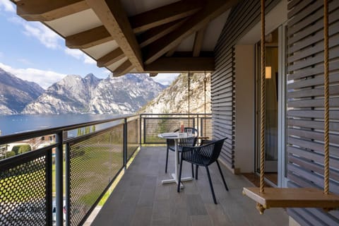 Natural landscape, Balcony/Terrace