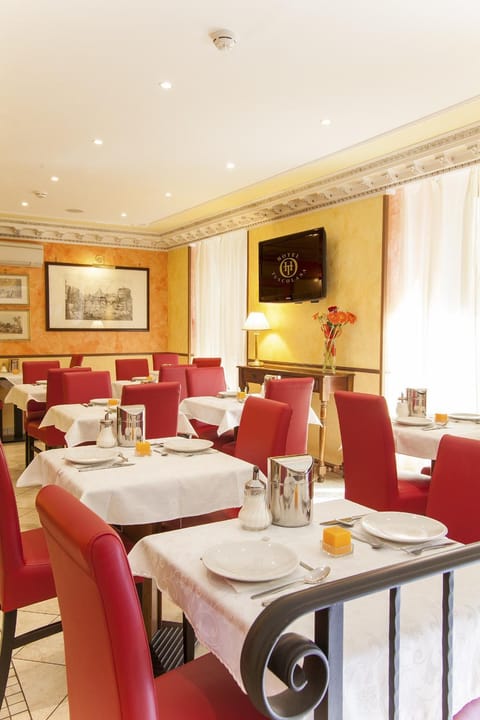 Restaurant/places to eat, Breakfast, Buffet breakfast, Italian breakfast