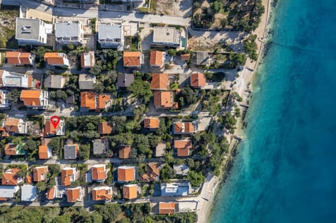 Neighbourhood, Bird's eye view, Beach, Location