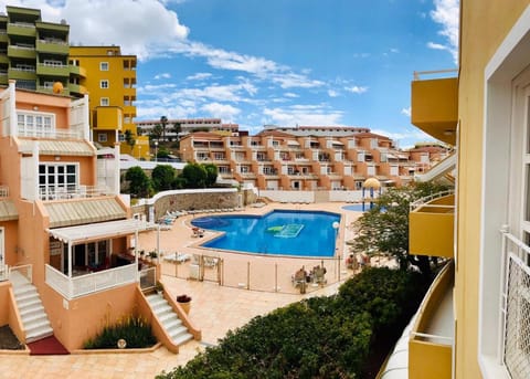 Area and facilities, Swimming pool