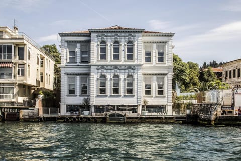 Property building, Sea view