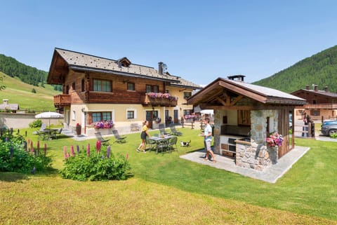 Property building, Facade/entrance, Summer, BBQ facilities, BBQ facilities, Garden, Garden, View (from property/room), View (from property/room), Garden view, Garden view
