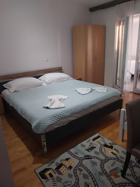 Apartments Kurilj Apartment in Makarska