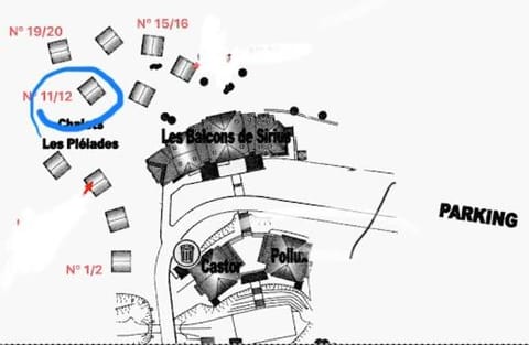 Duplex cosy pour 6 personnes- chalet des Pléiades -, départ skis aux pieds en bordure de piste sans portage - l'autre duplex mitoyen est également à nous Apartment in Piedmont