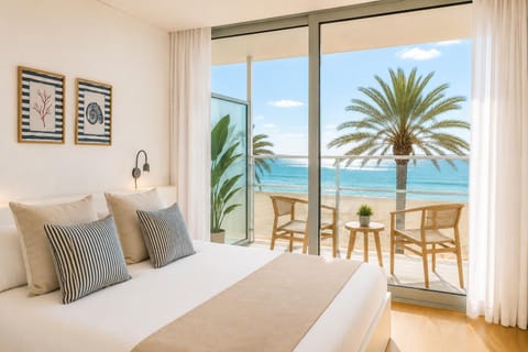 Bed, Bedroom, Sea view