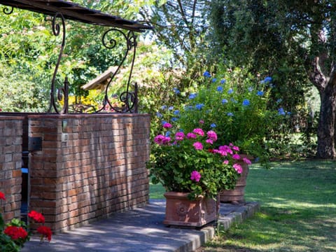 Facade/entrance, Garden, Garden