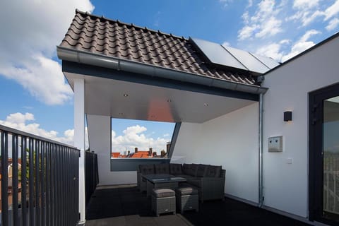 Property building, Decorative detail