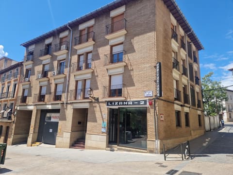 Property building, Facade/entrance, Parking
