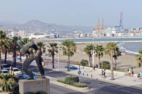 Nearby landmark, Neighbourhood, Natural landscape, Beach