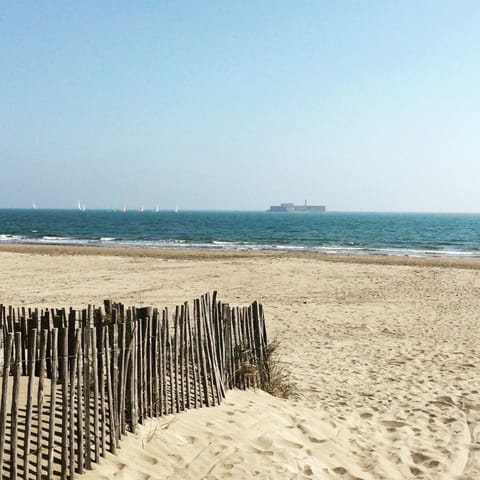 Nearby landmark