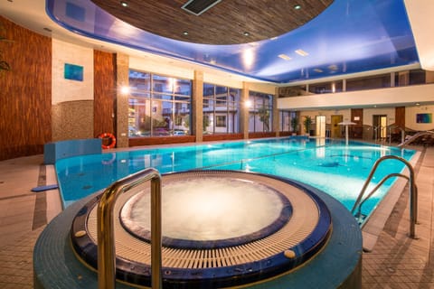Pool view, Swimming pool, Swimming pool