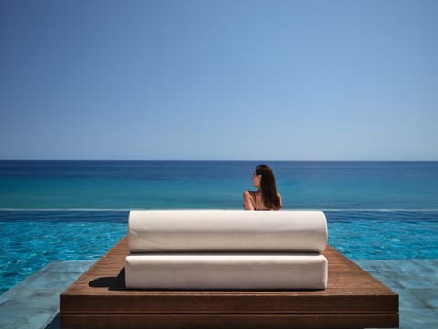 Pool view, Sea view, Swimming pool