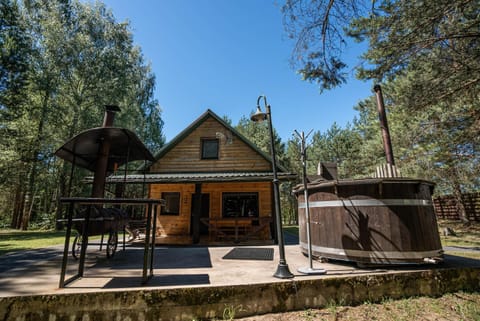 Namelis su pirtele House in Lithuania