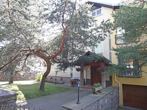 Facade/entrance, Day, Summer, On site