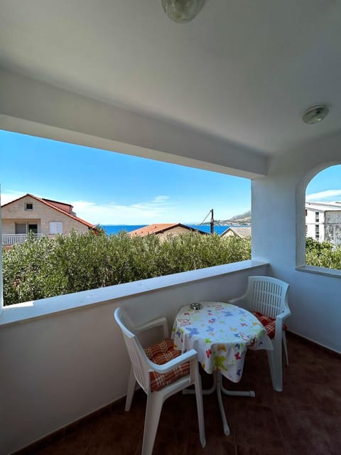 Day, View (from property/room), Balcony/Terrace, Seating area, Sea view
