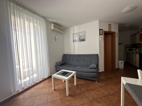 Apartment Ivek Apartment in Novalja