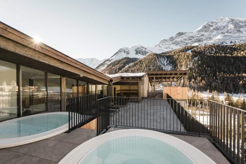 Hot Tub, Spa and wellness centre/facilities