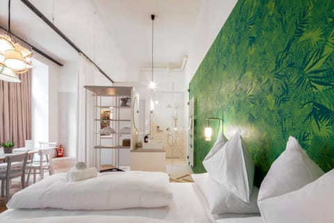 Shower, Bedroom