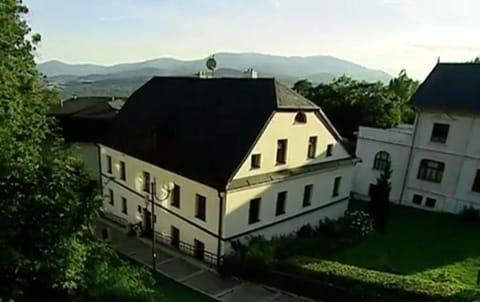 Property building, Mountain view