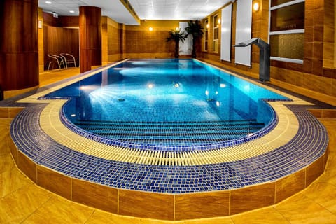 Swimming pool, Swimming pool