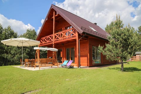 Property building, Day, Garden, Garden view, sunbed