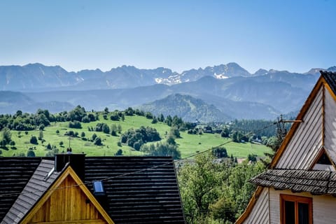 Property building, Day, Natural landscape, Mountain view