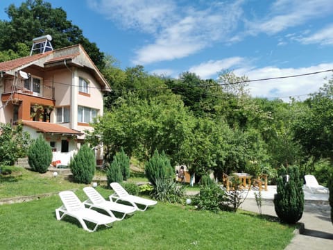 Casa Noastra Bed and Breakfast in Serbia