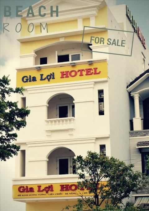 Property building, Facade/entrance