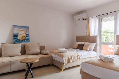 Apartments Donna Bed and Breakfast in Montenegro