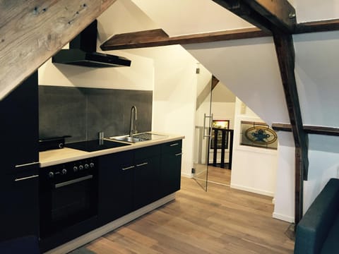 Coffee/tea facilities, Kitchen or kitchenette