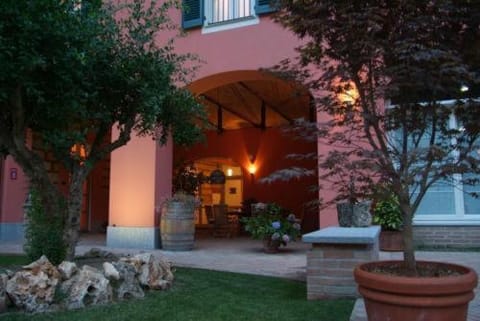 Facade/entrance, Garden